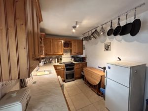 Photo 15- click for photo gallery